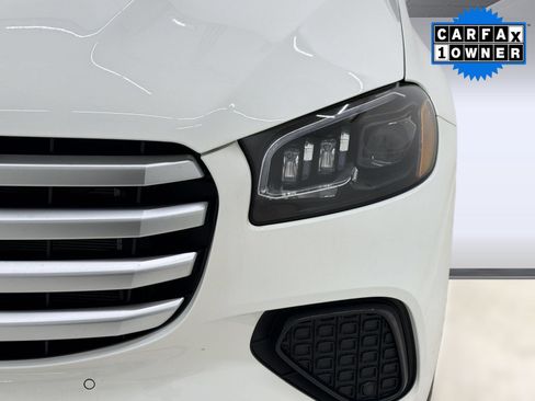 Used 2025 Mercedes-Benz GLS 450 4MATIC image 11