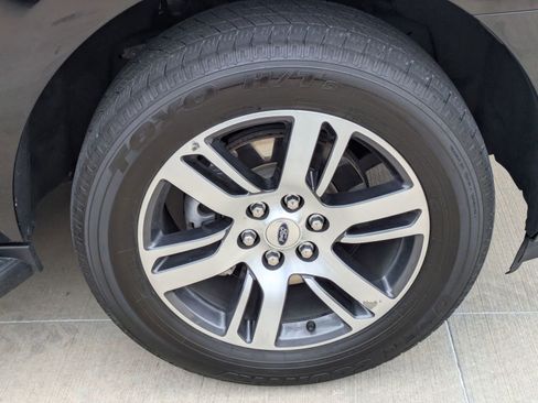 Used 2024 Ford Expedition Max Limited image 32