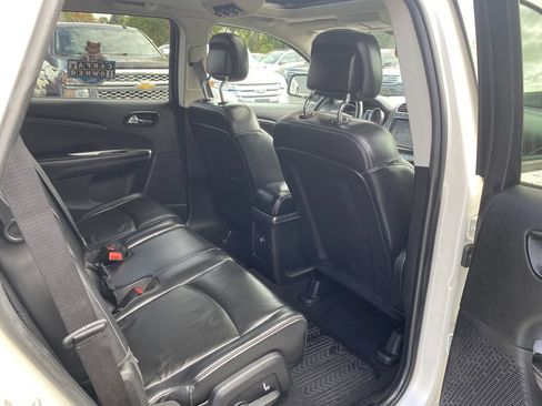 Used 2015 Dodge Journey SXT w/ Sun/Sound Group image 17