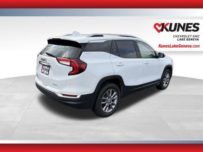 Used 2024 GMC Terrain SLT