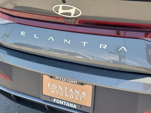 New 2026 Hyundai Elantra SEL Sport FWD image 29