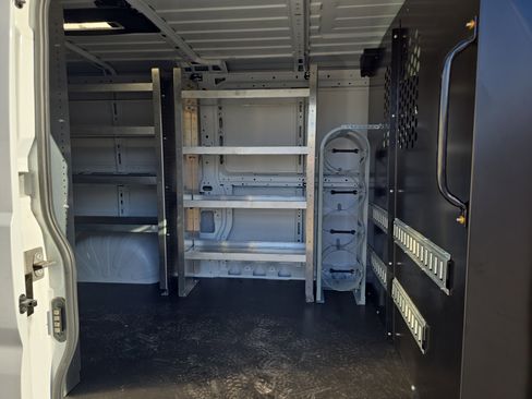 Used 2025 RAM ProMaster 2500 w/ Premium Convenience Group FWD image 8