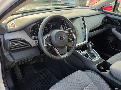 Used 2025 Subaru Outback Premium w/ Popular Package #1A image 30