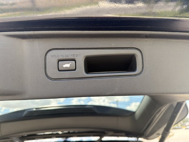 Used 2025 Honda Pilot EX-L image 29
