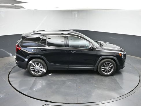 Used 2023 GMC Terrain SLT image 22