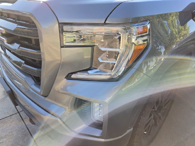 Used 2020 GMC Sierra 1500 Elevation w/ Elevation Value Package AWD/4WD image 8