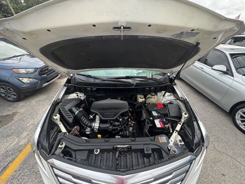 Used 2017 Cadillac XT5 Luxury w/ Driver Awareness Package image 32