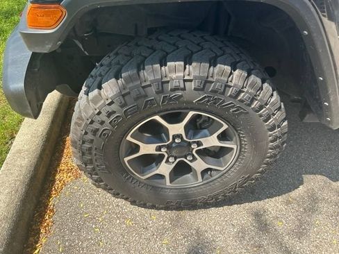 Used 2021 Jeep Wrangler Unlimited Rubicon AWD/4WD image 13