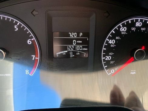 Used 2014 Volkswagen Jetta S FWD image 30
