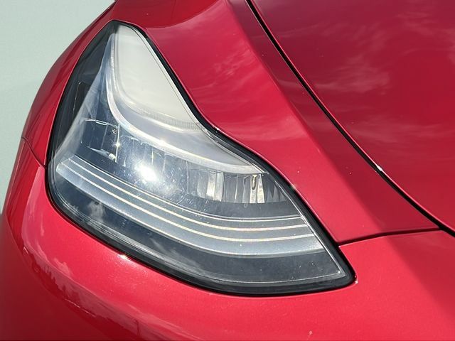 Used 2021 Tesla Model Y 2WD image 9