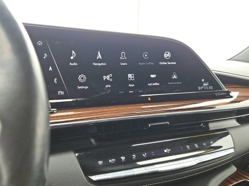 Used 2021 Cadillac Escalade Premium Luxury image 39