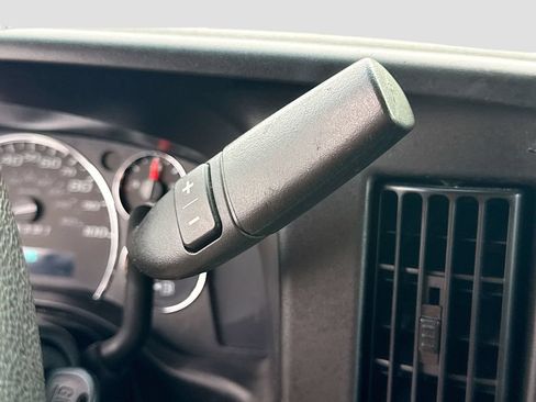 Used 2024 Chevrolet Express 2500 w/ Driver Convenience Package RWD image 18