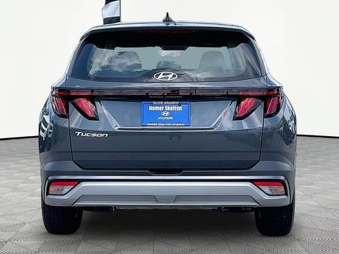 Certified 2026 Hyundai Tucson SE FWD image 5