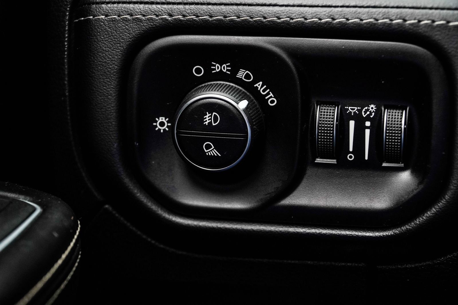 Used 2023 RAM 1500 Limited AWD/4WD image 29