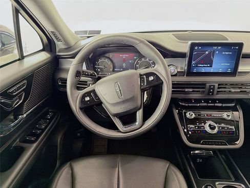 Used 2022 Lincoln Corsair AWD w/ Equipment Group 101A image 23