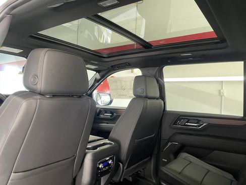 New 2026 GMC Yukon XL Denali w/ Sun & Power Step Package image 14