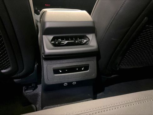 Used 2025 Audi Q6 e-tron Premium Plus w/ Premium Plus image 34