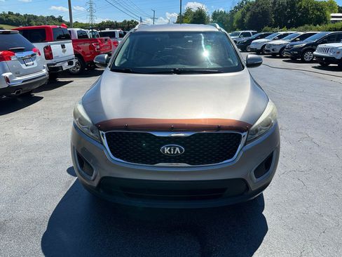 Used 2016 Kia Sorento FWD w/ LX Convenience Package image 7