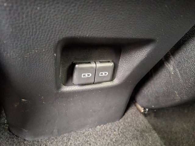 Used 2024 Toyota RAV4 XLE FWD image 11