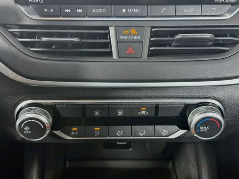 Used 2024 Nissan Altima 2.5 S FWD image 24