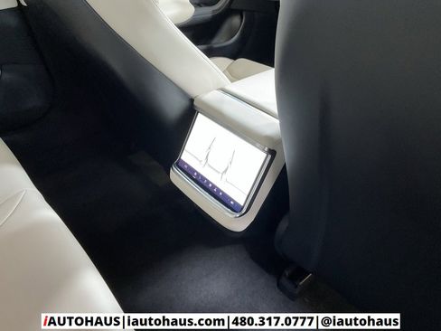 Used 2023 Tesla Model S Plaid image 22