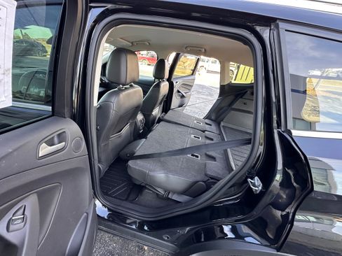 Used 2017 Ford Escape Titanium w/ Equipment Group 301A image 9