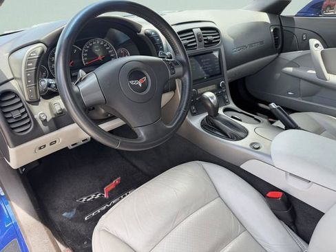 Used 2007 Chevrolet Corvette Convertible w/ Preferred Equipment Group RWD image 14