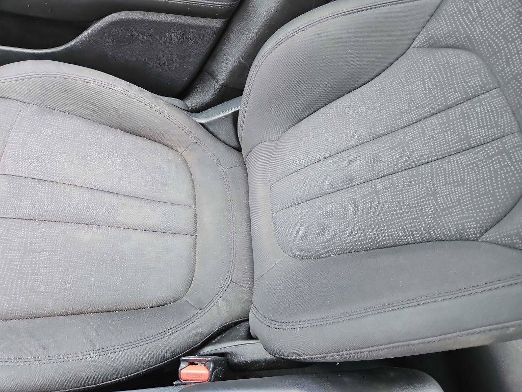 Used 2015 Chrysler 200 Limited w/ Convenience Group FWD image 13