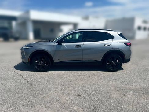 Used 2025 Buick Envision Sport Touring AWD/4WD image 2