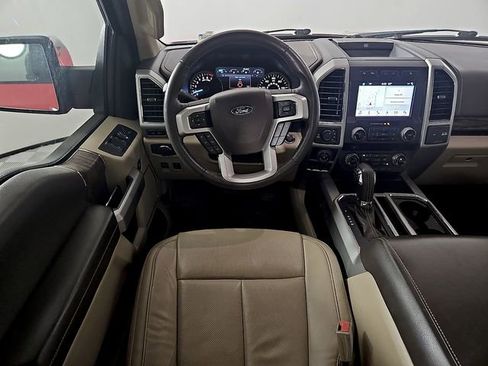 Used 2018 Ford F150 Lariat w/ Equipment Group 502A Luxury image 12