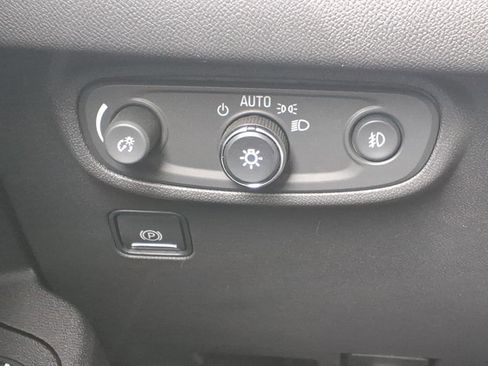 Certified 2023 GMC Terrain AT4 AWD/4WD image 26