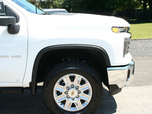 Used 2024 Chevrolet Silverado 2500 LT w/ Convenience Package AWD/4WD image 26