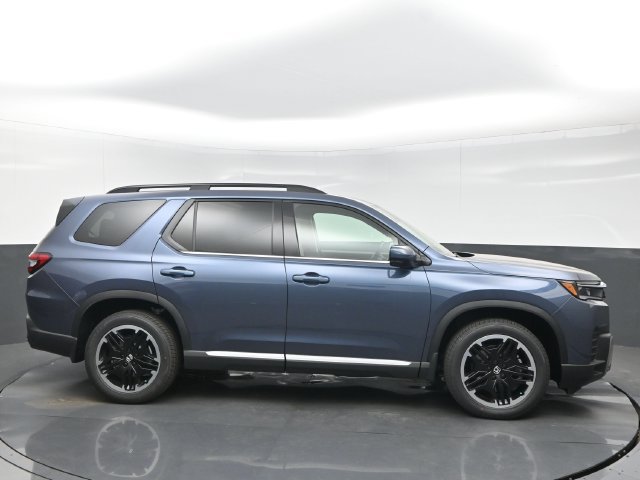 New 2026 Honda Pilot Touring image 7