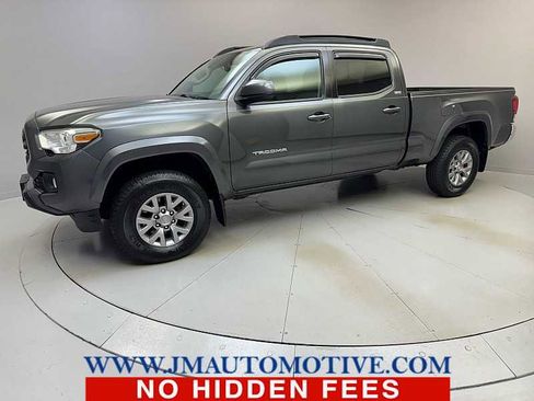 Used 2019 Toyota Tacoma SR5 image 1