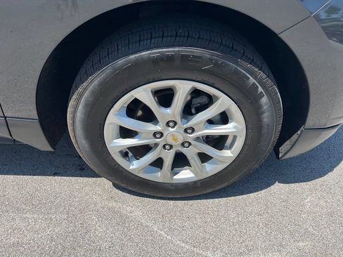 Used 2021 Chevrolet Equinox LT AWD/4WD image 12