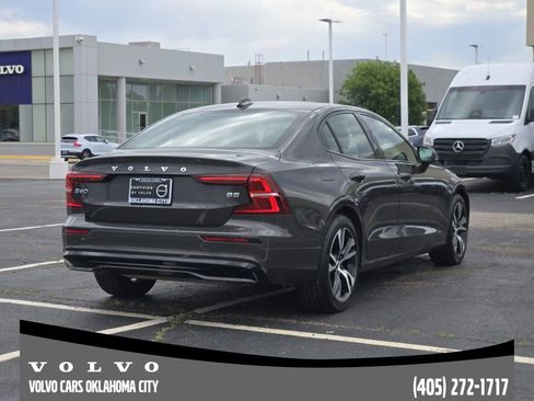 Certified 2025 Volvo S60 B5 Core FWD image 5