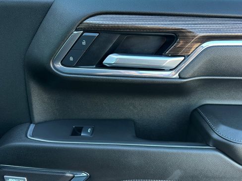 Used 2025 Chevrolet Silverado 1500 RST image 21