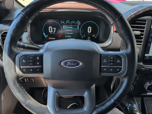 Used 2022 Ford F150 Lariat w/ Equipment Group 502A High image 16