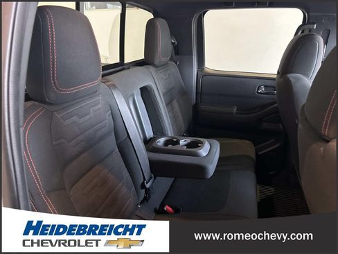 Used 2023 Nissan Frontier PRO-4X w/ Pro Convenience Package AWD/4WD image 32