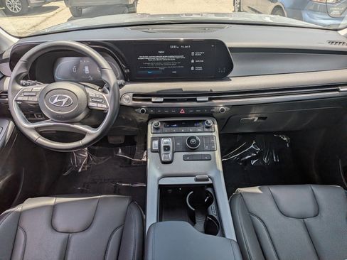 Used 2023 Hyundai Palisade SEL FWD image 18