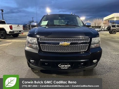 Used 2011 Chevrolet Avalanche LTZ image 9