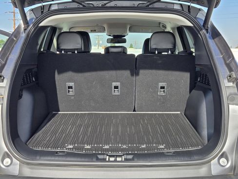 Used 2022 Ford Escape Titanium image 29