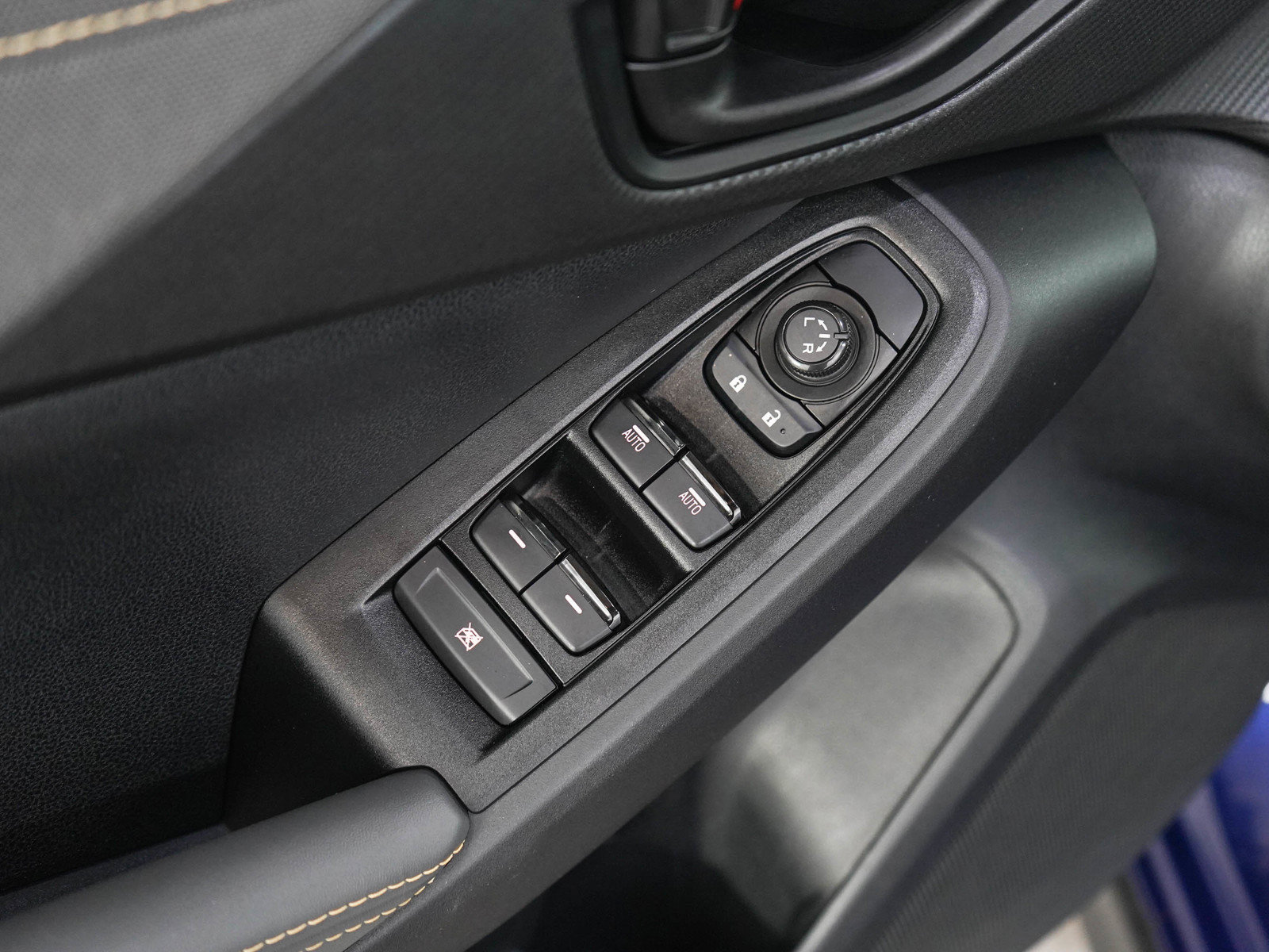 Used 2024 Subaru Crosstrek 2.5i Sport AWD/4WD image 19