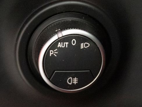 Used 2016 Ferrari California T image 89