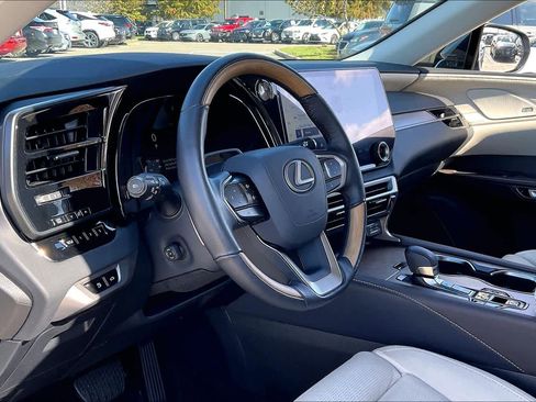 Certified 2025 Lexus RX 450h Luxury w/ Convenience Package image 29