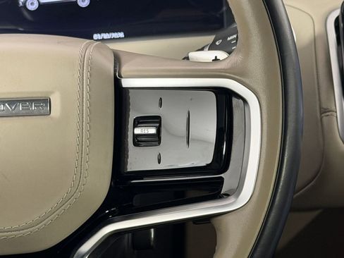 Used 2023 Land Rover Range Rover Velar R-Dynamic S image 17