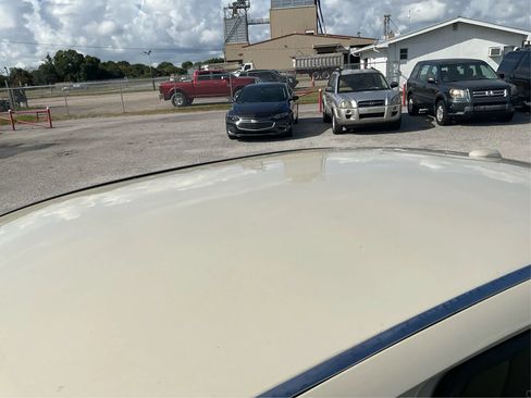 Used 2016 Lincoln MKS w/ Equipment Group 101A FWD image 11