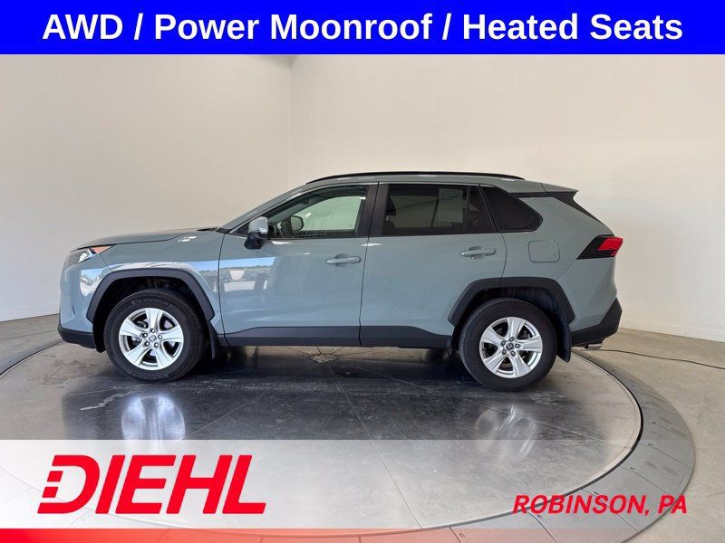 Used 2021 Toyota RAV4 XLE w/ Convenience Package AWD/4WD image 4