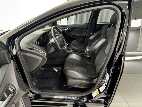 Used 2017 Ford Focus RS image 10