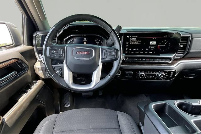 Used 2024 GMC Sierra 1500 Elevation w/ X31 Off-Road Package AWD/4WD image 8